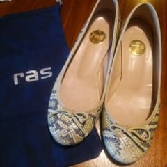 はうみ様専用 ras ローヒールパンプスのサムネイル