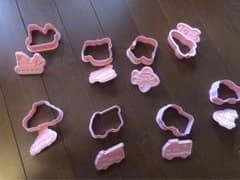 ピンクのクッキー型セットのサムネイル