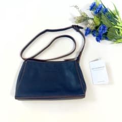 美品 保証書付き　マザーハウス エッジカラーミニショルダー バッグ　ネイビー 美品 保証書付き マザーハウス エッジカラーミニショルダー バッグ