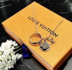 Louis Vuitton ネックレス　モノグラムのサムネイル
