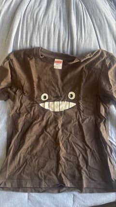 トトロの顔 ブラウン Tシャツのサムネイル