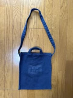 値下げ！HELLY HANSEN 2WAY ショルダー、トートバッグ ネイビーのサムネイル