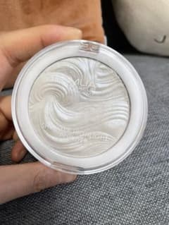 MUAハイライトパウダーのサムネイル