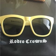 rodeo crowns サングラスのサムネイル