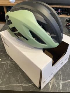 HJCヘルメット　ロードバイクのサムネイル