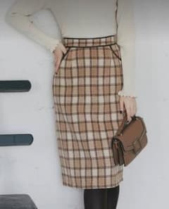 【新品✨】tocco closet チェック柄 タイトスカート ブラウンのサムネイル