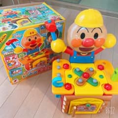 アンパンマン たたいて！トントン大工さんのサムネイル