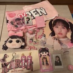 FRUITS ZIPPER 松本かれん グッズセット - メルカリ