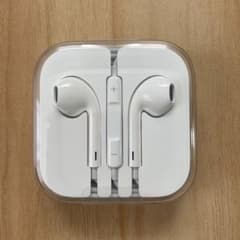 未使用品　純正Apple iPhone イヤホンのサムネイル