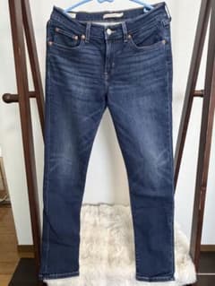 Levi's BORROWED FROM THE BOYS デニム 27のサムネイル