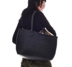 BEEDEN エンボスロゴ レザーバッグ トートバッグ - メルカリ