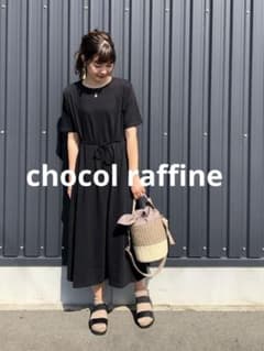 美品★chocol raffine Aラインクルーネックワンピースのサムネイル