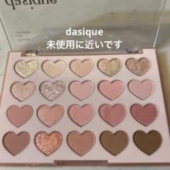 dasique ハート型アイシャドウパレット 20色のサムネイル