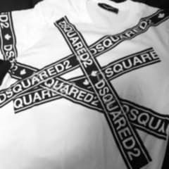 DSQUARED2 ディースクエアード Tシャツのサムネイル