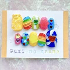 ★現品あり　ネイルチップ　個性派　カラフル　ポップ　ぷっくり　原宿　グミベアのサムネイル