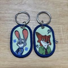 【セリア】ディズニータグ　キーホルダー　ニック ジュディ 2点セット ズートピアのサムネイル