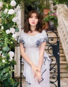 Herlipto Cutwork Embroidery Angel Sleeveのサムネイル