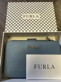 フルラ財布のサムネイル