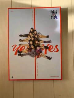 TWICE　YESorYES　CDのサムネイル