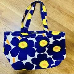 60周年限定品marimekko マリメッコ ウニッコ柄トートバッグのサムネイル