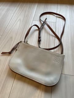 【希少!美品!】LOEWE ショルダーバッグのサムネイル