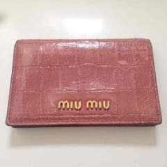 るう様専用 miu miu 名刺入れのサムネイル