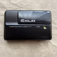 CASIO EXILIM EX-V7 デジタルカメラ 付属品付き - メルカリ