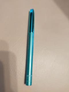 デジャヴュ ペンシルアイライナーのサムネイル