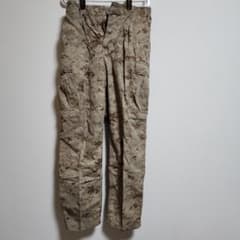米軍実物 MARPAT デザート迷彩 カーゴパンツ　2枚 米軍実物 MARPAT デザート迷彩 カーゴパンツ 2枚 - メルカリ