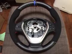 BMW F30系純正ステアリングのサムネイル