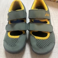 asics キッズシューズ サンダル　サマーシューズ16.0cmのサムネイル