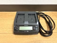 美品/通電OK】SONY AC-VQ1050 デュアルバッテリーチャージャー - メルカリ