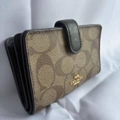 【美品】 coach y2k signature wallet coincaseのサムネイル