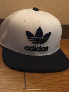 adidas アディダス キャップ Tana様専用のサムネイル
