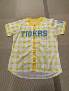 阪神タイガース ユニフォーム ギンガムチェック柄のサムネイル