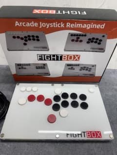 FightBox B10 レバーレス アケコン ホワイト 箱あり 動作確認済 - メルカリ
