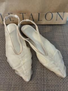 【値下げ】LE TALON シアーギャザースリングバック 22.5cmのサムネイル