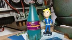 FALLOUT　ヌカコーラクアンタム　ファンメイドレプリカのサムネイル