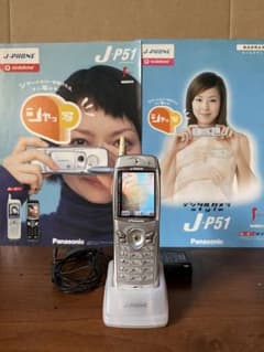 パナソニックカメラ内蔵携帯 J-P51 通電可❗️ - メルカリ