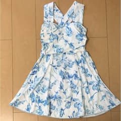 水着   体型カバーのサムネイル