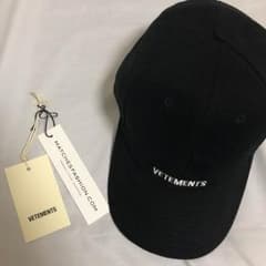 vetements ロゴ キャップのサムネイル