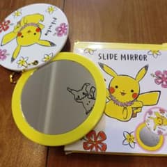 ポケモン　ミミッキュ スライドミラー ピカチュウ　鏡　3COINS　限定　スリコのサムネイル