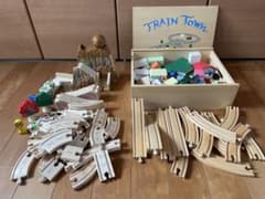 トーマス 木製レールシリーズ 　ボルダーマウンテンセット　Train Town