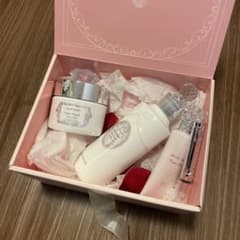 な*み様 JILL STUART ヘアマスク ボディミルク ハンドクリーム ダイのサムネイル