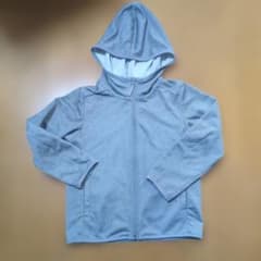 UNIQLO　ユニクロ　DRY-EX ジップアップパーカー　サイズ120のサムネイル
