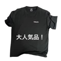 【人気品！】ELSALUTE黒白Tシャツのサムネイル