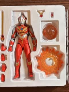 最安値　ウルトラアクト　ウルトラマンメビウス バーニングブレイブのサムネイル