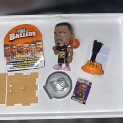 ZURU 5サプライズ NBA BALLERS 「レア」ケビンデュラントのサムネイル