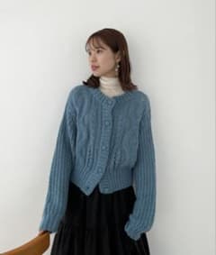 Olu. ケーブルオーバーニットカーディガン ブルーのサムネイル