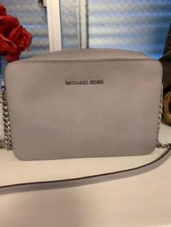 Michael korsのサムネイル